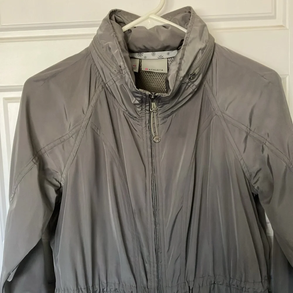 Athleta Gray Lightweight Hooded Spring Jacket LIKE NEW - Picture 2 of 8